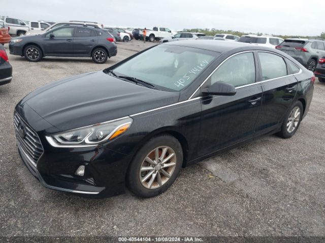 Photo 1 VIN: 5NPE24AF1JH722933 - HYUNDAI SONATA 