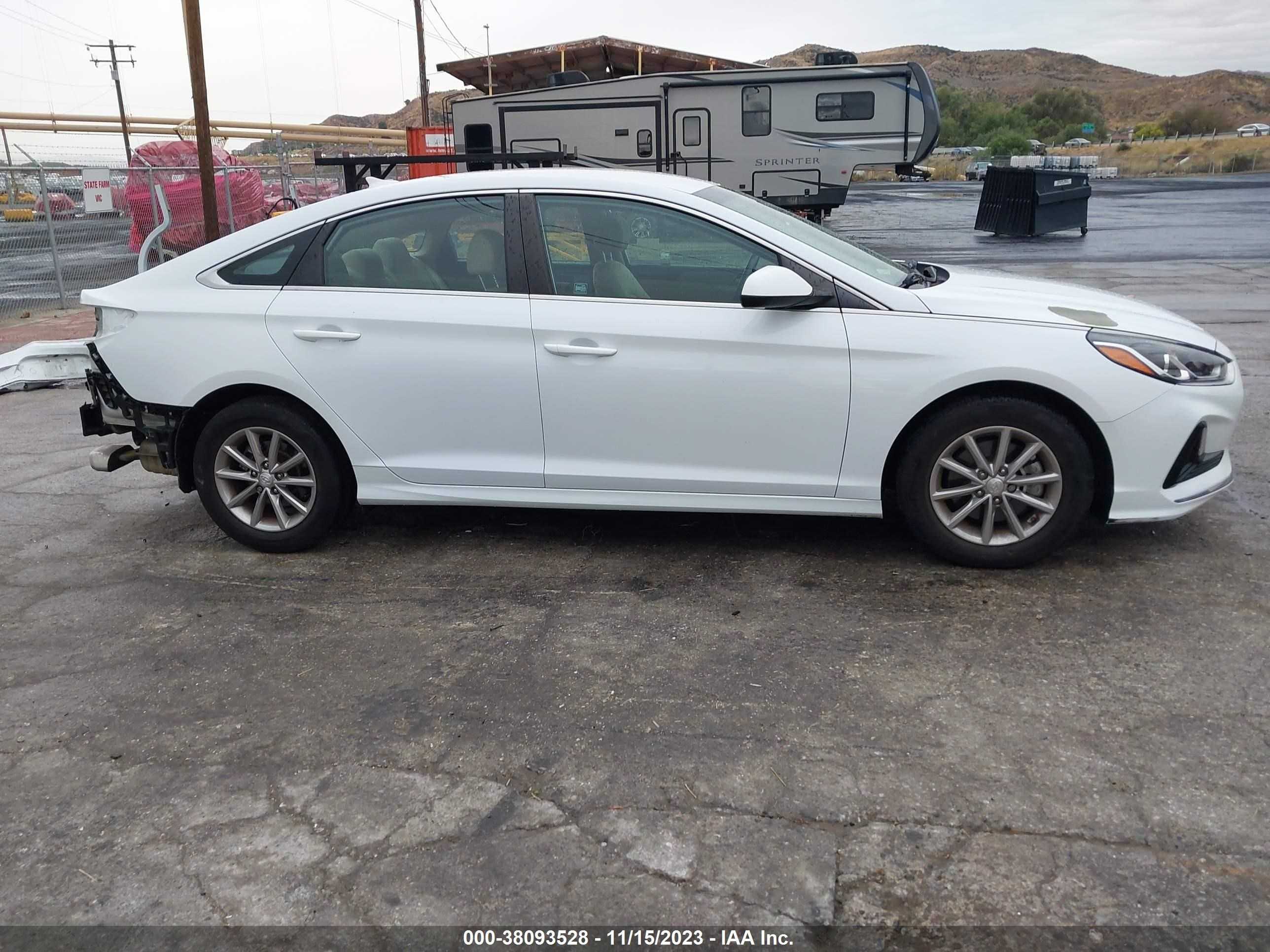 Photo 13 VIN: 5NPE24AF1KH730547 - HYUNDAI SONATA 