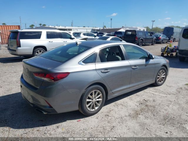 Photo 3 VIN: 5NPE24AF1KH744741 - HYUNDAI SONATA 