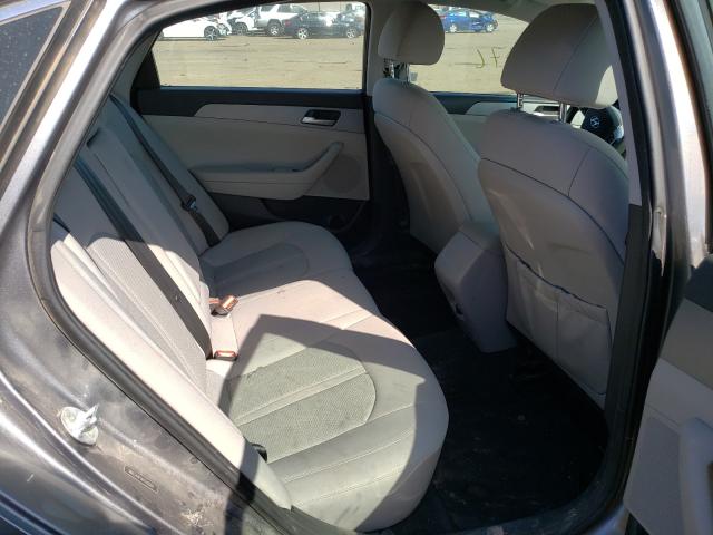 Photo 5 VIN: 5NPE24AF1KH745260 - HYUNDAI SONATA SE 