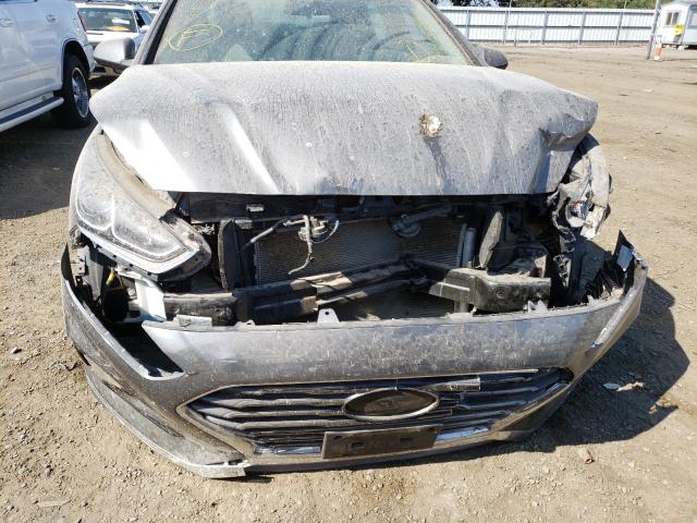 Photo 8 VIN: 5NPE24AF1KH745260 - HYUNDAI SONATA SE 