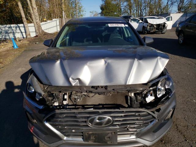 Photo 4 VIN: 5NPE24AF1KH750751 - HYUNDAI SONATA SE 