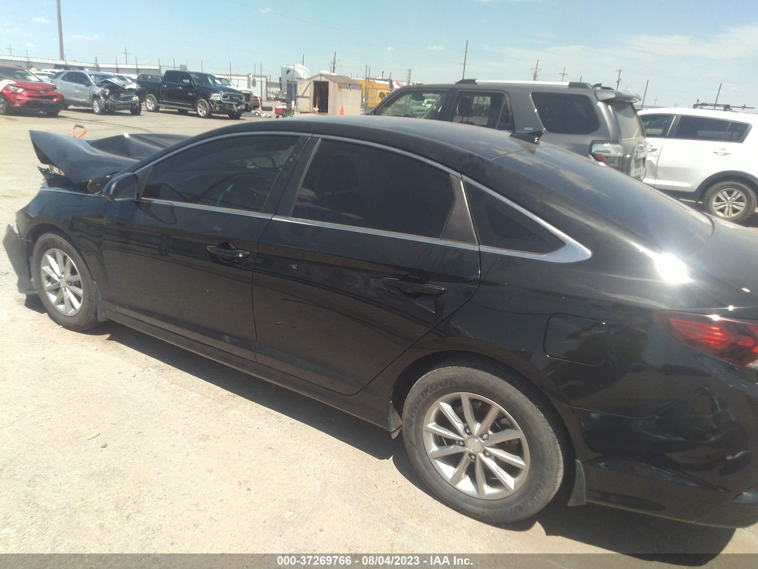 Photo 14 VIN: 5NPE24AF1KH752113 - HYUNDAI SONATA 