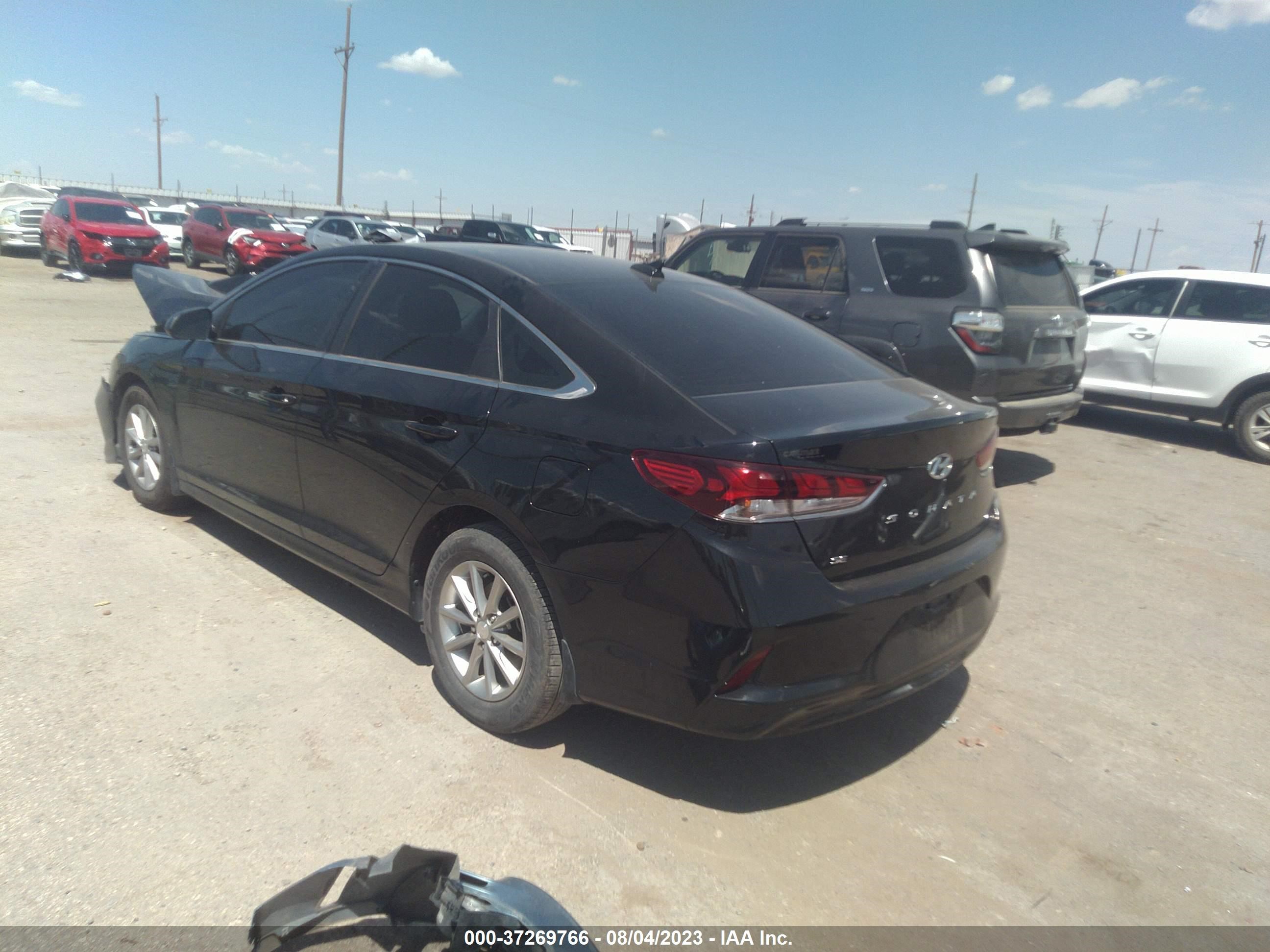 Photo 2 VIN: 5NPE24AF1KH752113 - HYUNDAI SONATA 