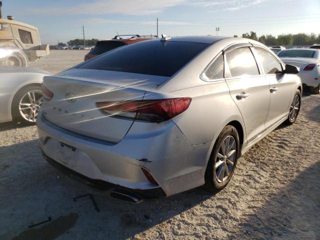 Photo 3 VIN: 5NPE24AF1KH753357 - HYUNDAI SONATA SE 