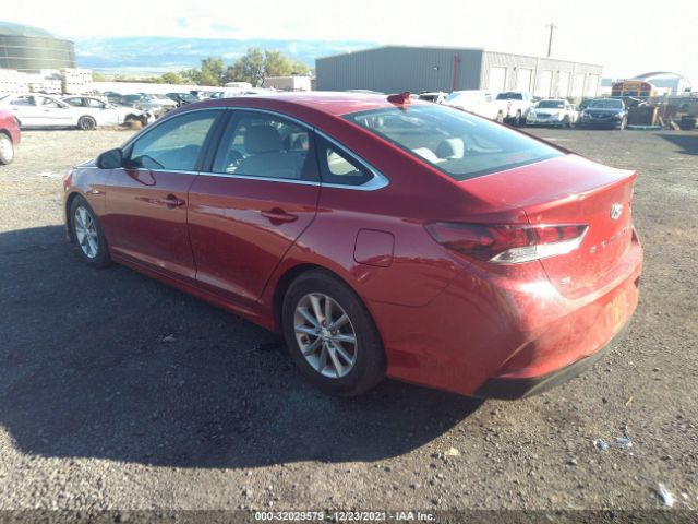 Photo 2 VIN: 5NPE24AF1KH758820 - HYUNDAI SONATA 