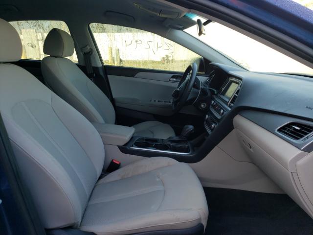 Photo 4 VIN: 5NPE24AF1KH767890 - HYUNDAI SONATA SE 