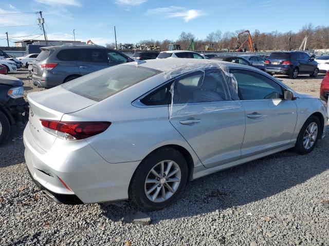 Photo 2 VIN: 5NPE24AF1KH768618 - HYUNDAI SONATA SE 