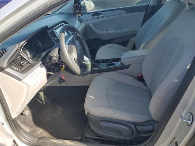 Photo 6 VIN: 5NPE24AF1KH768618 - HYUNDAI SONATA SE 