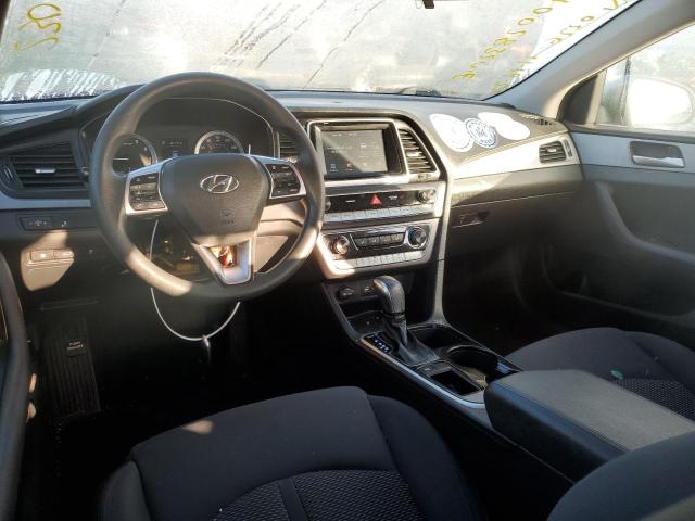 Photo 7 VIN: 5NPE24AF1KH771504 - HYUNDAI SONATA SE 