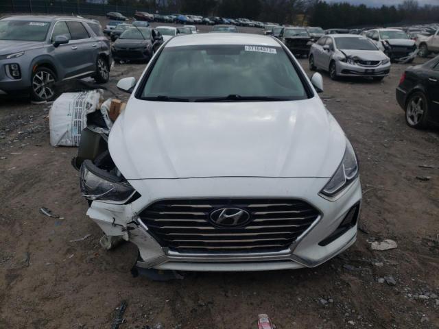 Photo 4 VIN: 5NPE24AF1KH785449 - HYUNDAI SONATA SE 