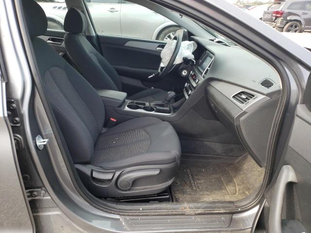 Photo 4 VIN: 5NPE24AF1KH800340 - HYUNDAI SONATA SE 