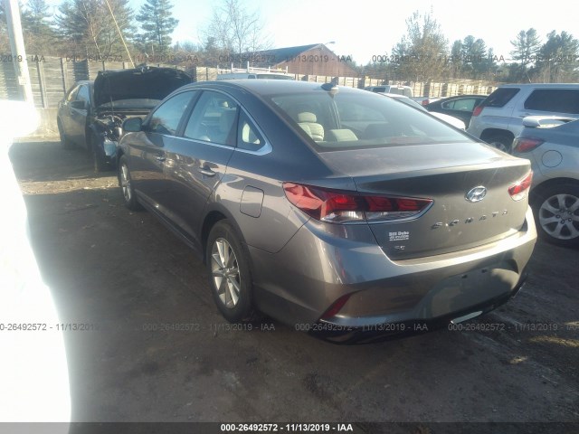 Photo 2 VIN: 5NPE24AF1KH804842 - HYUNDAI SONATA 