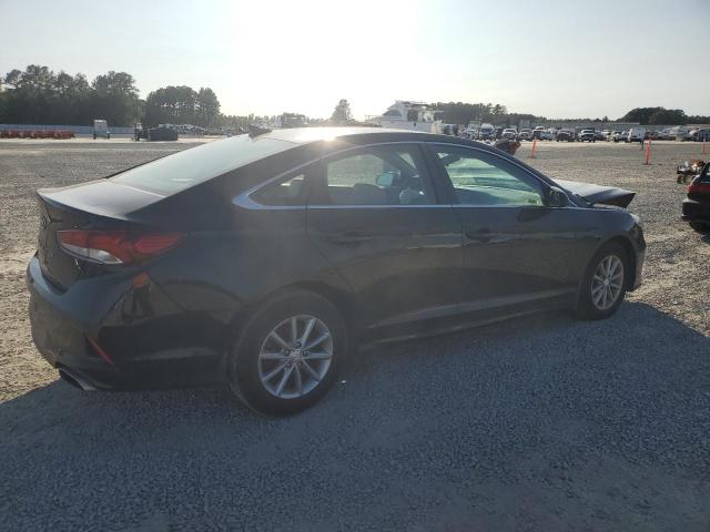 Photo 2 VIN: 5NPE24AF1KH809703 - HYUNDAI SONATA SE 