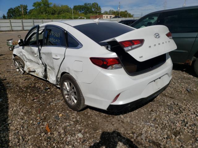 Photo 2 VIN: 5NPE24AF1KH818790 - HYUNDAI SONATA SE 