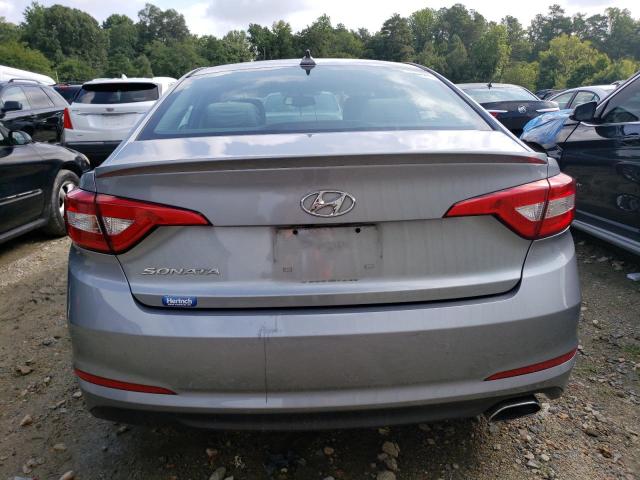 Photo 5 VIN: 5NPE24AF2FH002726 - HYUNDAI SONATA SE 