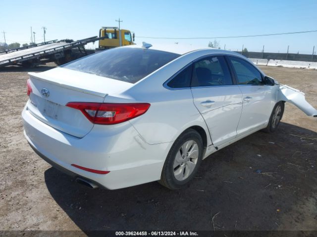 Photo 3 VIN: 5NPE24AF2FH003617 - HYUNDAI SONATA 