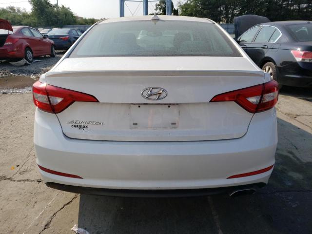 Photo 5 VIN: 5NPE24AF2FH011555 - HYUNDAI SONATA SE 