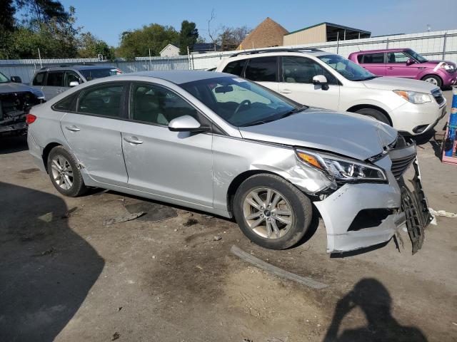 Photo 3 VIN: 5NPE24AF2FH018229 - HYUNDAI SONATA 