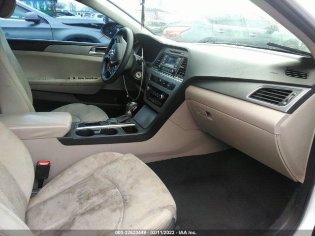 Photo 4 VIN: 5NPE24AF2FH024886 - HYUNDAI SONATA 