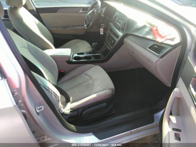 Photo 4 VIN: 5NPE24AF2FH048783 - HYUNDAI SONATA 