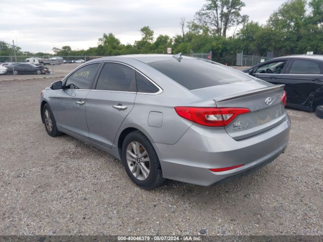 Photo 2 VIN: 5NPE24AF2FH057175 - HYUNDAI SONATA 