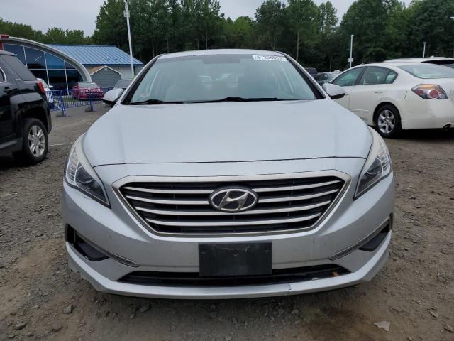 Photo 4 VIN: 5NPE24AF2FH062151 - HYUNDAI SONATA SE 