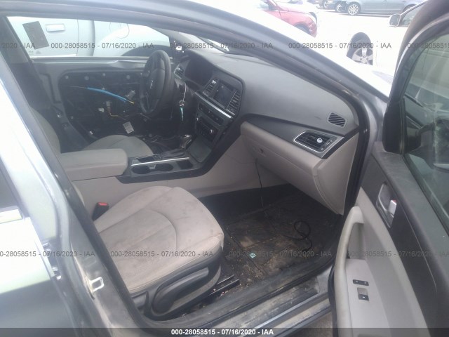 Photo 4 VIN: 5NPE24AF2FH068581 - HYUNDAI SONATA 