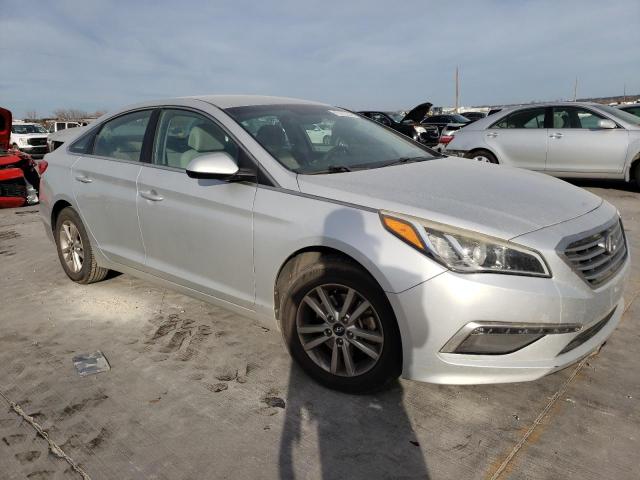 Photo 3 VIN: 5NPE24AF2FH069973 - HYUNDAI SONATA SE 