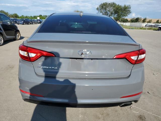 Photo 5 VIN: 5NPE24AF2FH093092 - HYUNDAI SONATA SE 