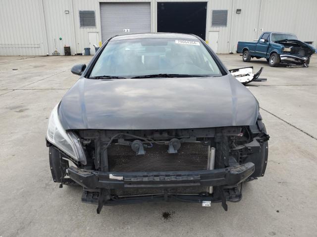 Photo 4 VIN: 5NPE24AF2FH100817 - HYUNDAI SONATA SE 