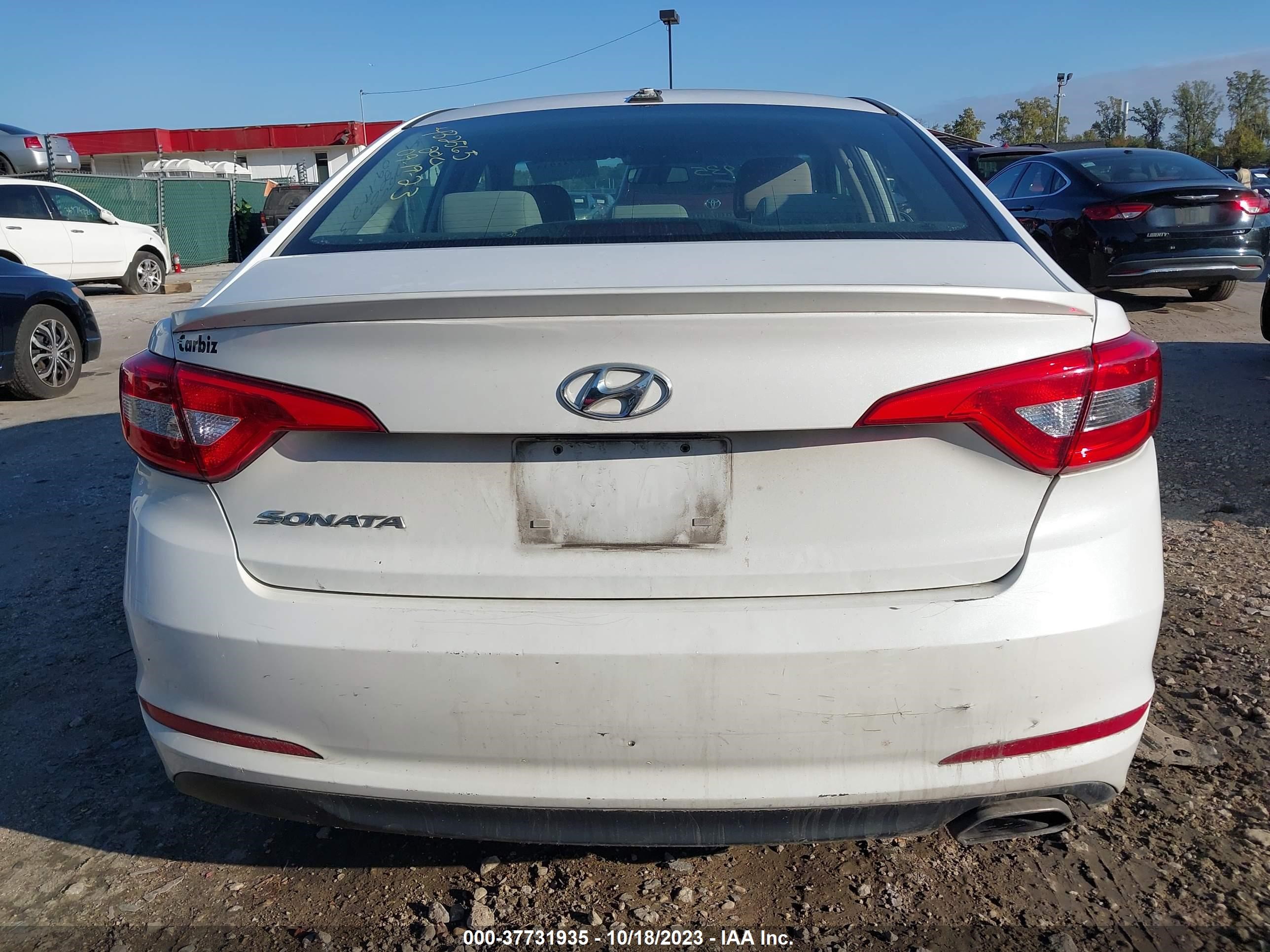 Photo 14 VIN: 5NPE24AF2FH122056 - HYUNDAI SONATA 