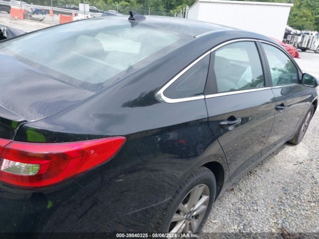 Photo 3 VIN: 5NPE24AF2FH132215 - HYUNDAI SONATA 