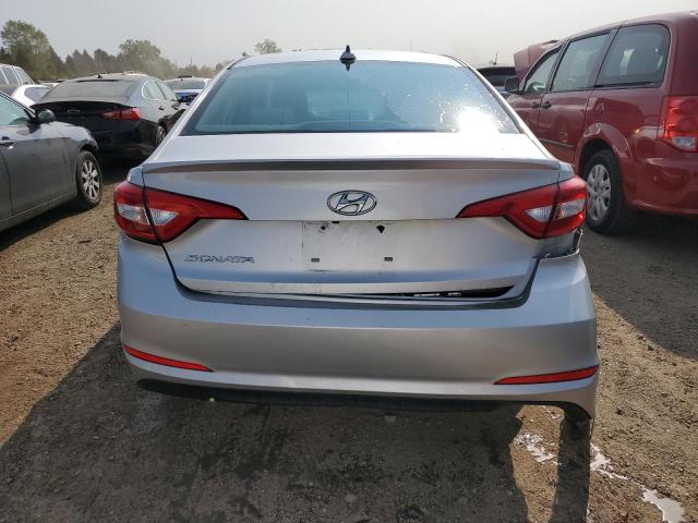 Photo 5 VIN: 5NPE24AF2FH157146 - HYUNDAI SONATA SE 