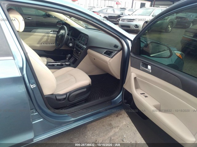 Photo 4 VIN: 5NPE24AF2FH169667 - HYUNDAI SONATA 