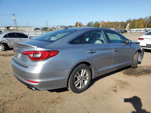 Photo 2 VIN: 5NPE24AF2FH169961 - HYUNDAI SONATA 