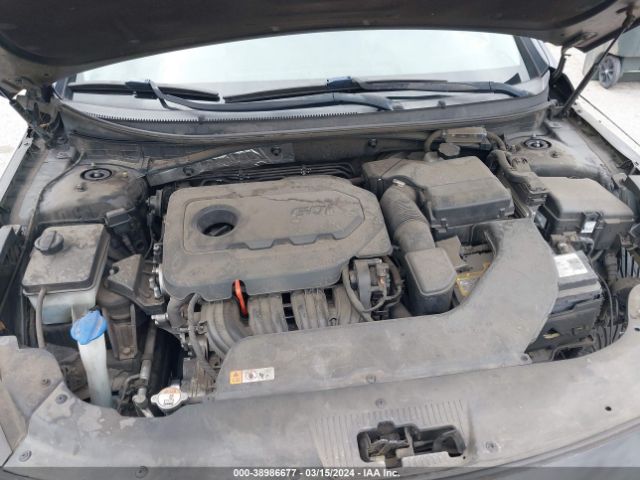 Photo 9 VIN: 5NPE24AF2FH176943 - HYUNDAI SONATA 