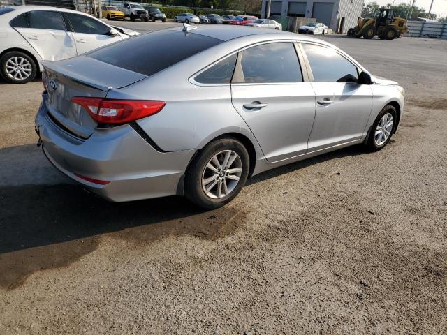 Photo 2 VIN: 5NPE24AF2FH184881 - HYUNDAI SONATA SE 