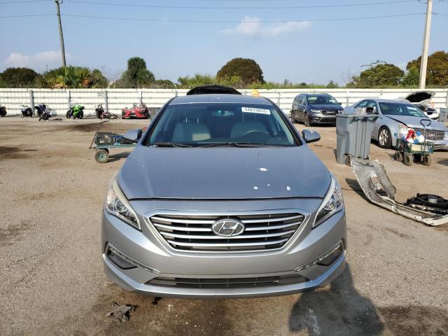 Photo 4 VIN: 5NPE24AF2FH184881 - HYUNDAI SONATA SE 