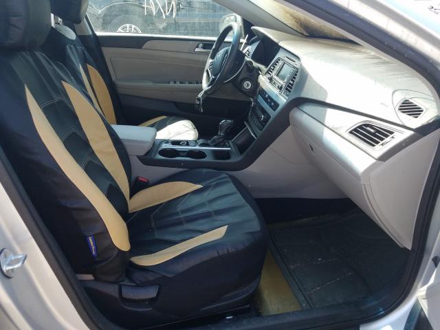 Photo 4 VIN: 5NPE24AF2FH203834 - HYUNDAI SONATA SE 