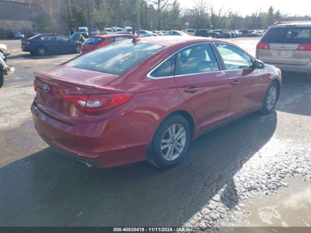 Photo 3 VIN: 5NPE24AF2FH205275 - HYUNDAI SONATA 