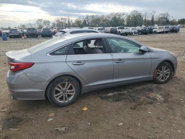 Photo 2 VIN: 5NPE24AF2FH205597 - HYUNDAI SONATA 