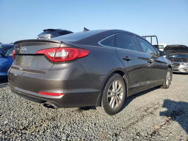 Photo 2 VIN: 5NPE24AF2FH221332 - HYUNDAI SONATA SE 