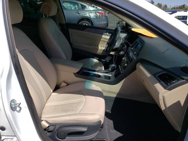 Photo 4 VIN: 5NPE24AF2FH225977 - HYUNDAI SONATA SE 