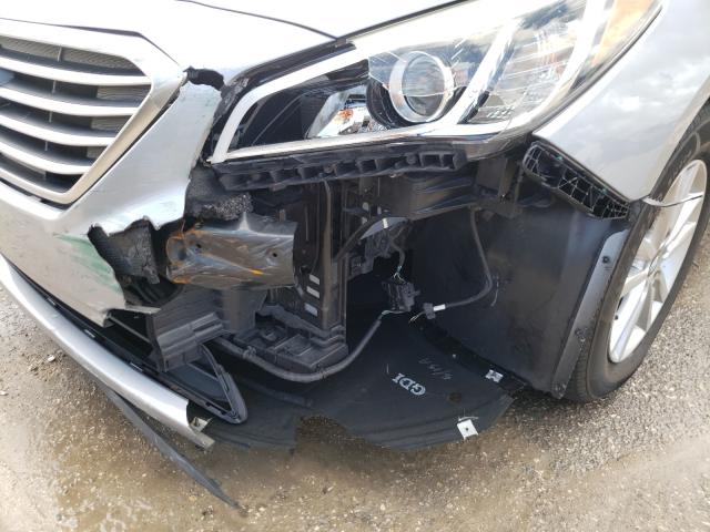 Photo 8 VIN: 5NPE24AF2FH242911 - HYUNDAI SONATA SE 