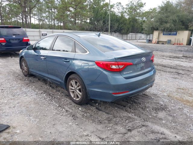 Photo 2 VIN: 5NPE24AF2FH245663 - HYUNDAI SONATA 