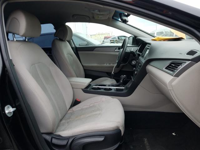 Photo 4 VIN: 5NPE24AF2GH263940 - HYUNDAI SONATA SE 