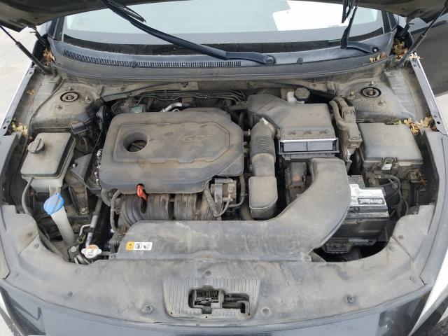 Photo 6 VIN: 5NPE24AF2GH263940 - HYUNDAI SONATA SE 