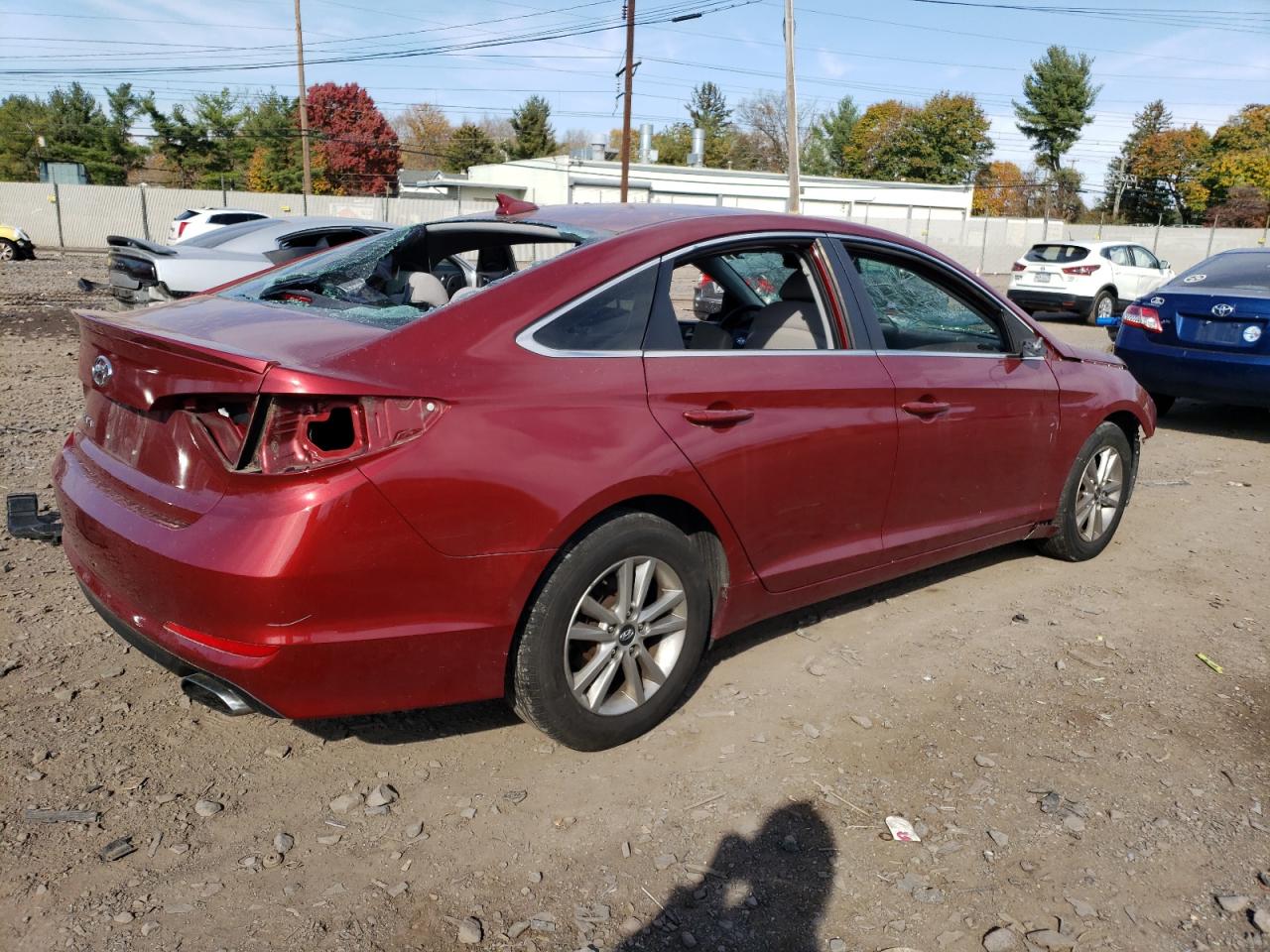 Photo 2 VIN: 5NPE24AF2GH265557 - HYUNDAI SONATA 