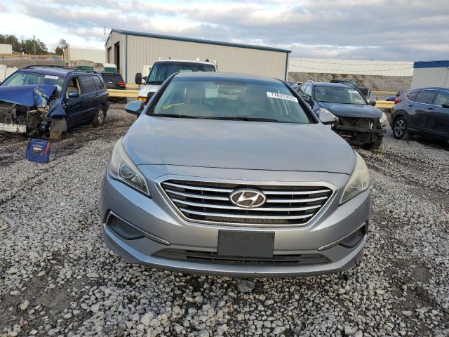 Photo 4 VIN: 5NPE24AF2GH268135 - HYUNDAI SONATA 